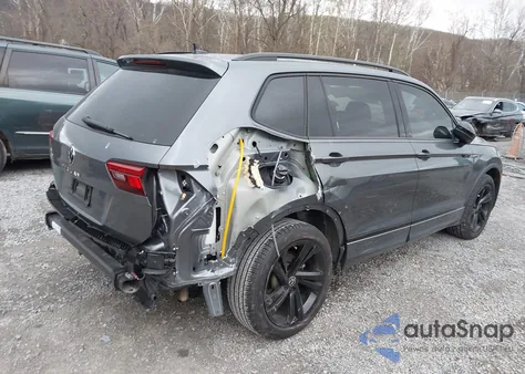 2023 Volkswagen Tiguan 2.0T Se R-Line Black z USA, uszkodzony, nr VIN 3VVCB7AXXPM116231